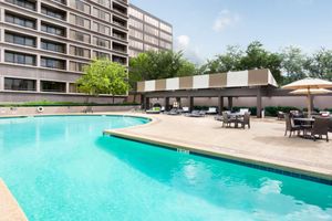 Alojamiento - DoubleTree by Hilton Hotel & Suites Houston by the Galleria