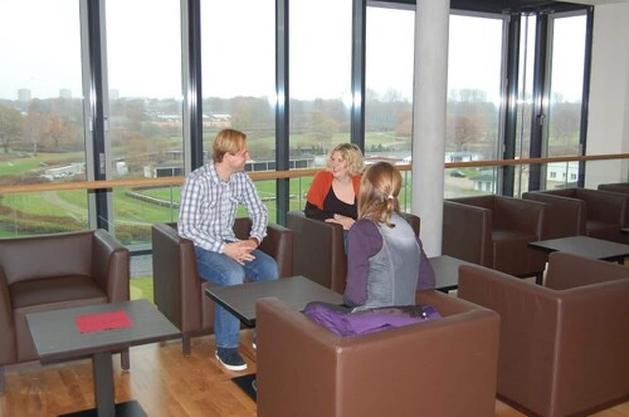 Vista Lobby Jugendherberge Horner Rennbahn - Hostel