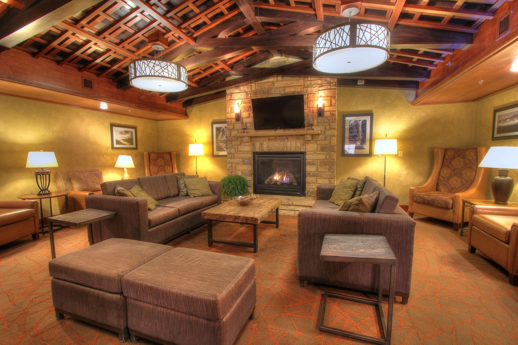 Vista Lobby Hampton Inn Pigeon Forge