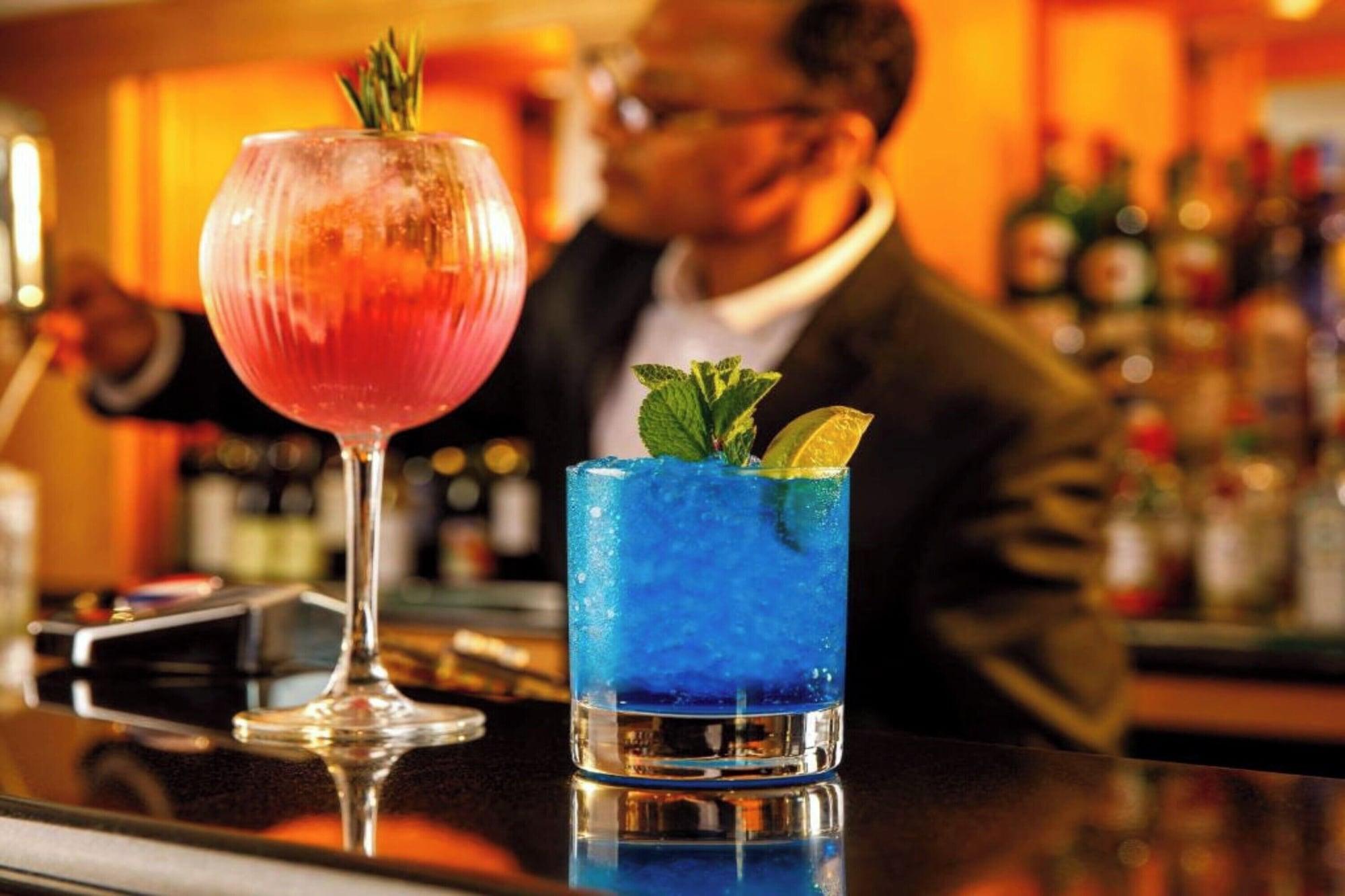 Bar/Salón Sunday London Staines-upon-Thames Heathrow T5