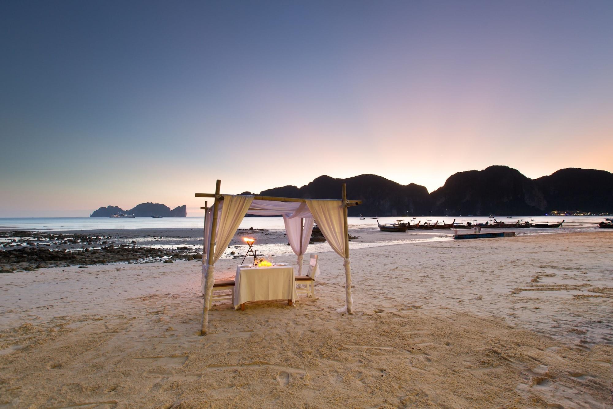 Restaurant Bay View Resort and Premier Resort