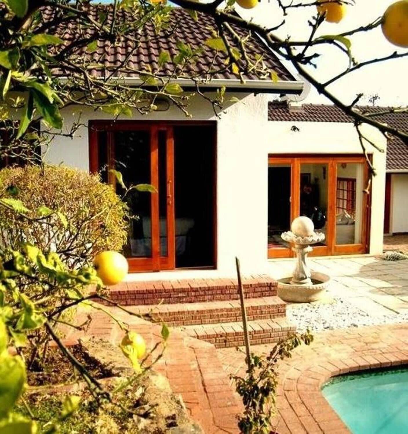 Vista Exterior Mizizi House of Sandton Bed & Breakfast