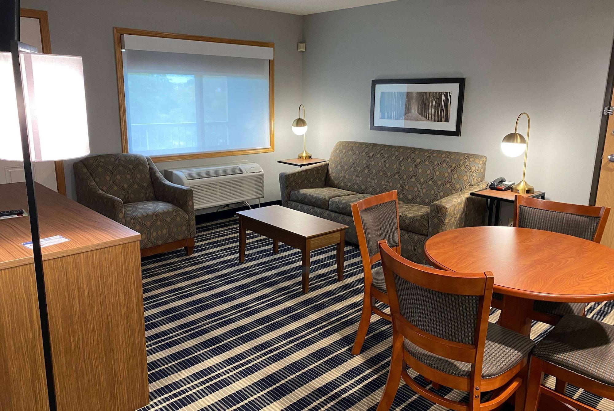Habitación AmericInn by Wyndham Chanhassen