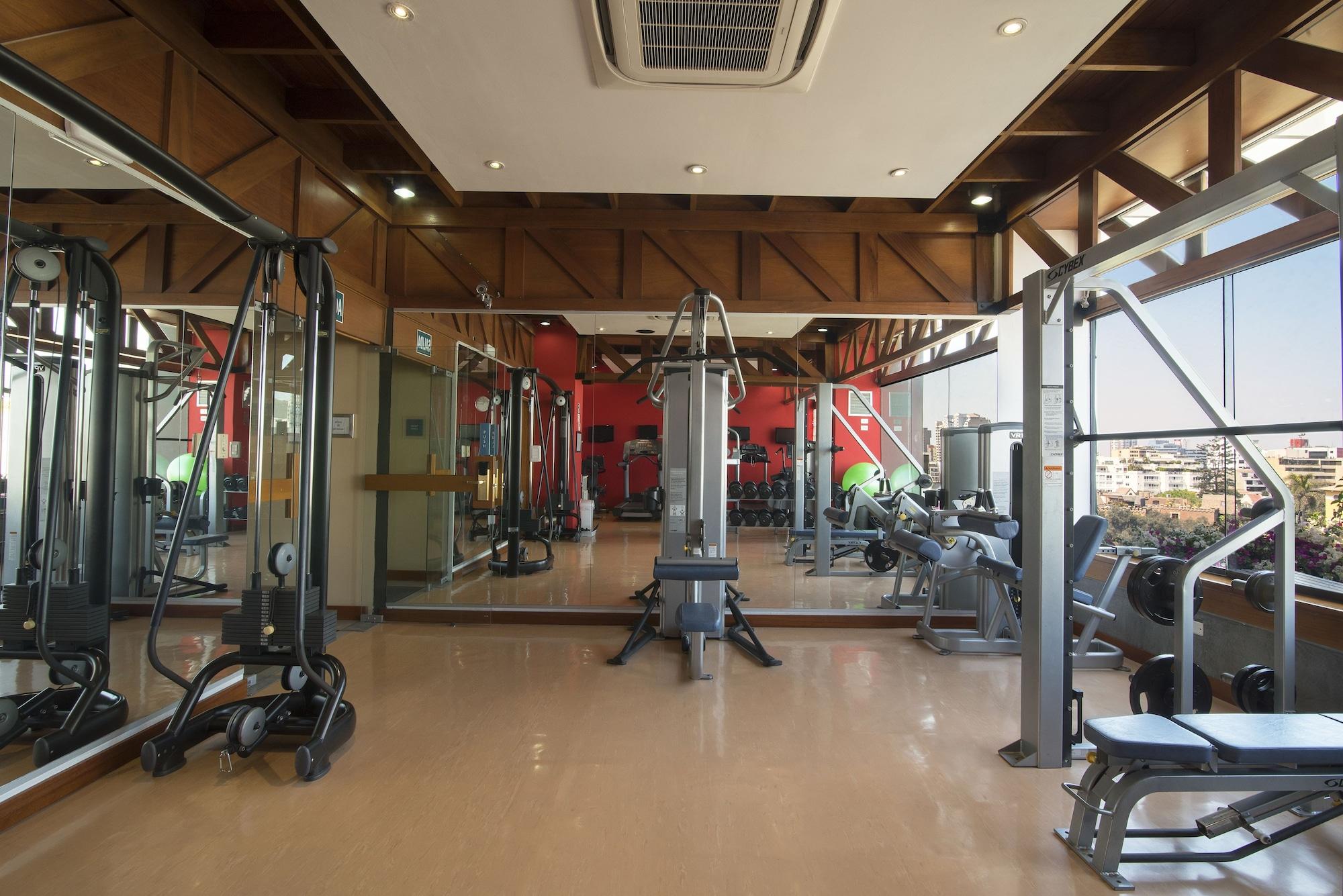 Gimnasio Sonesta Hotel El Olivar Lima