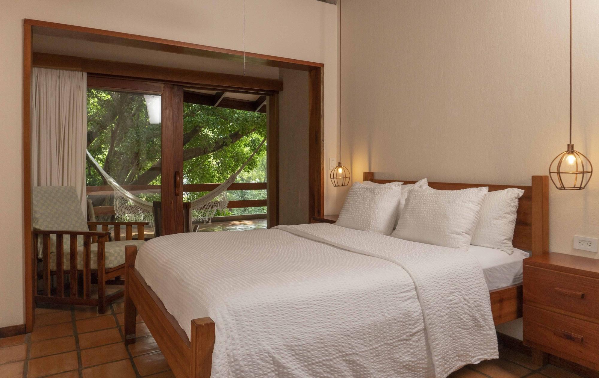 Habitación Capitán Suizo Beachfront Boutique Hotel