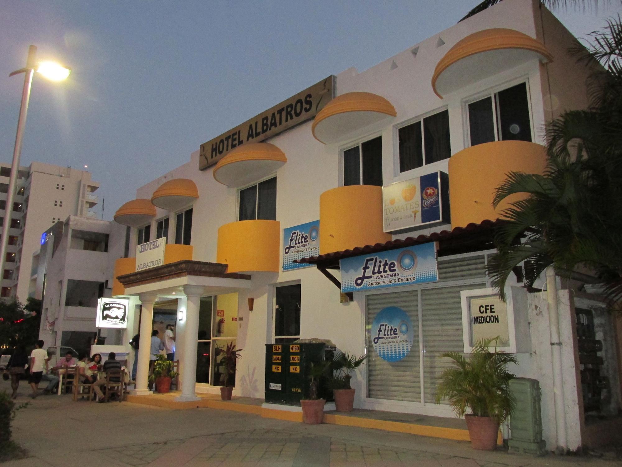 Vista Exterior Hotel Albatros