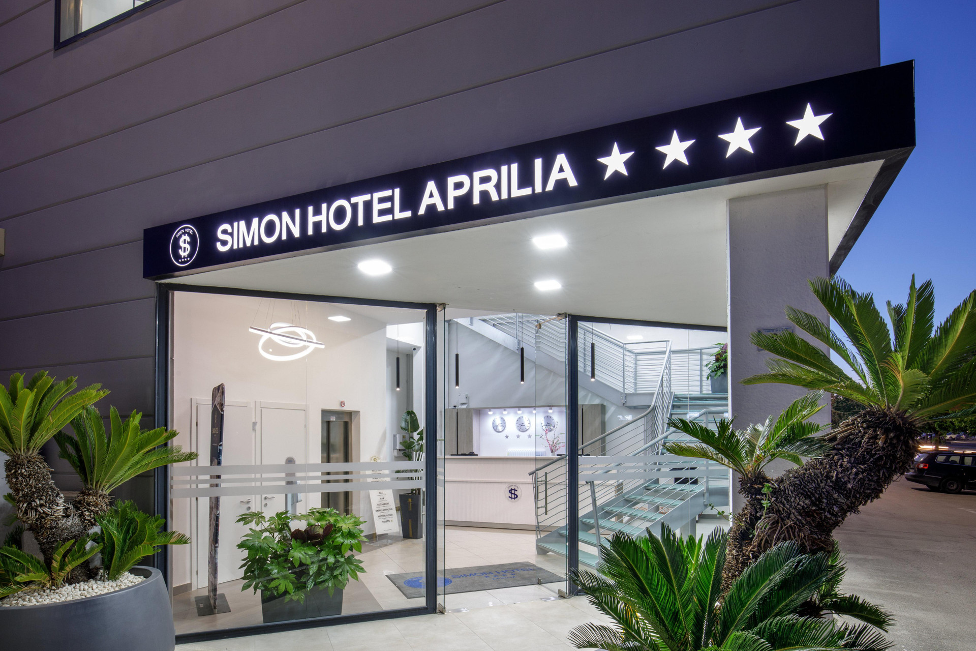 Vista Exterior SIMON HOTEL APRILIA