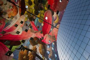 Actividad - Visita al Markthal y Azotea del Edificio Rascacielos Más Antiguo