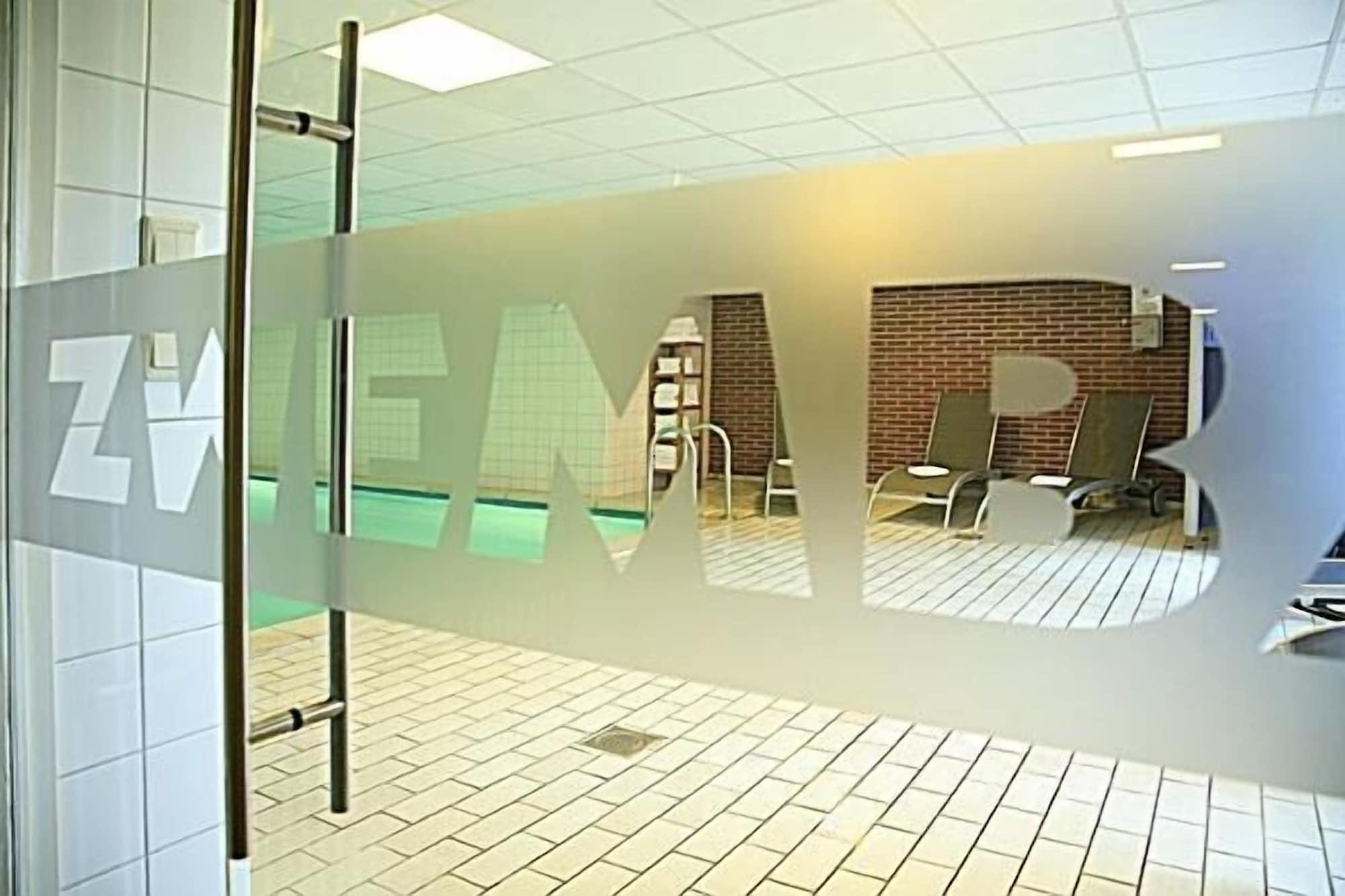 Vista Piscina Hotel het Wapen van Delden