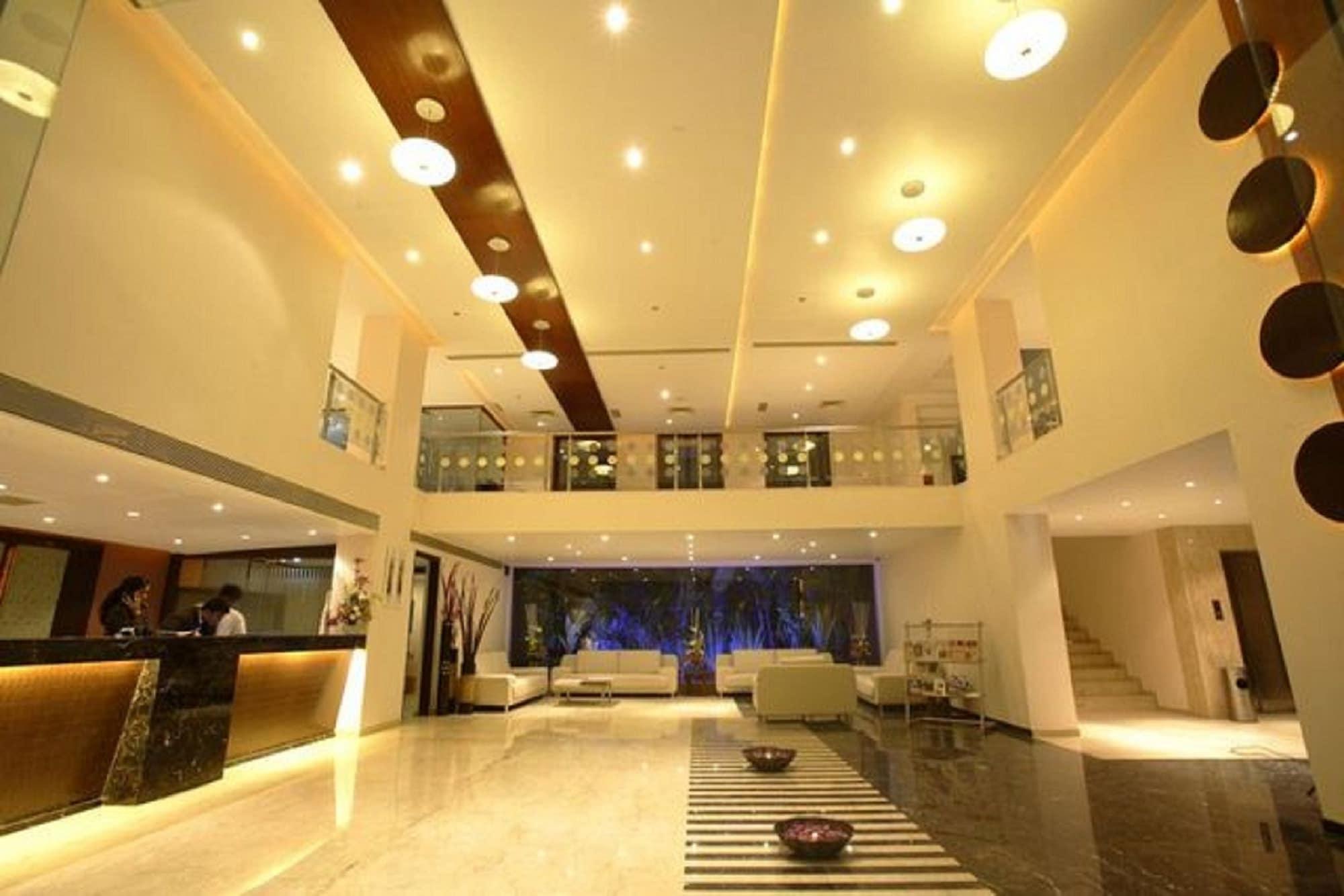 Vista Lobby Citrine Hotel