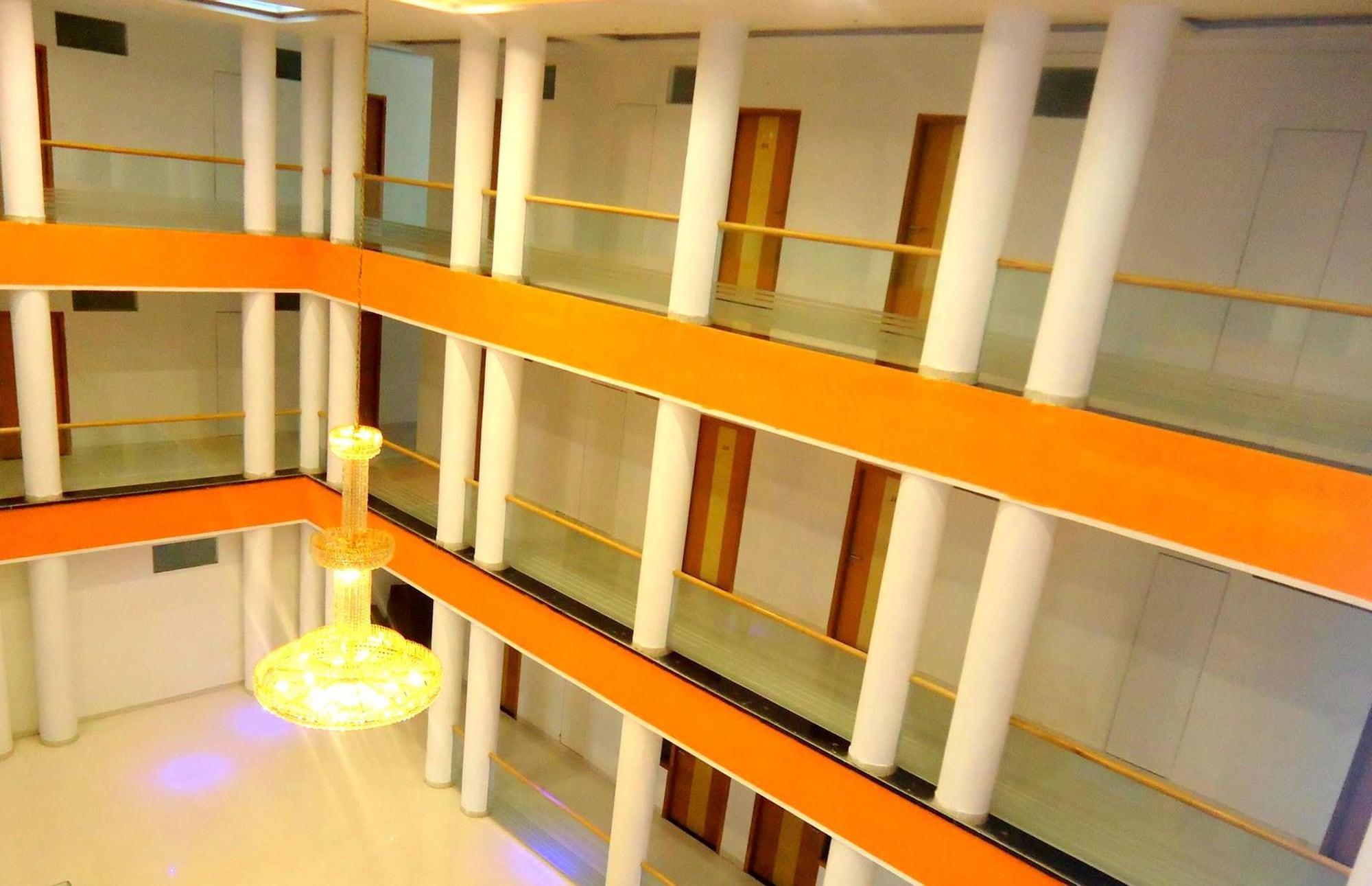 Varios Ranbanka Heritage Resort