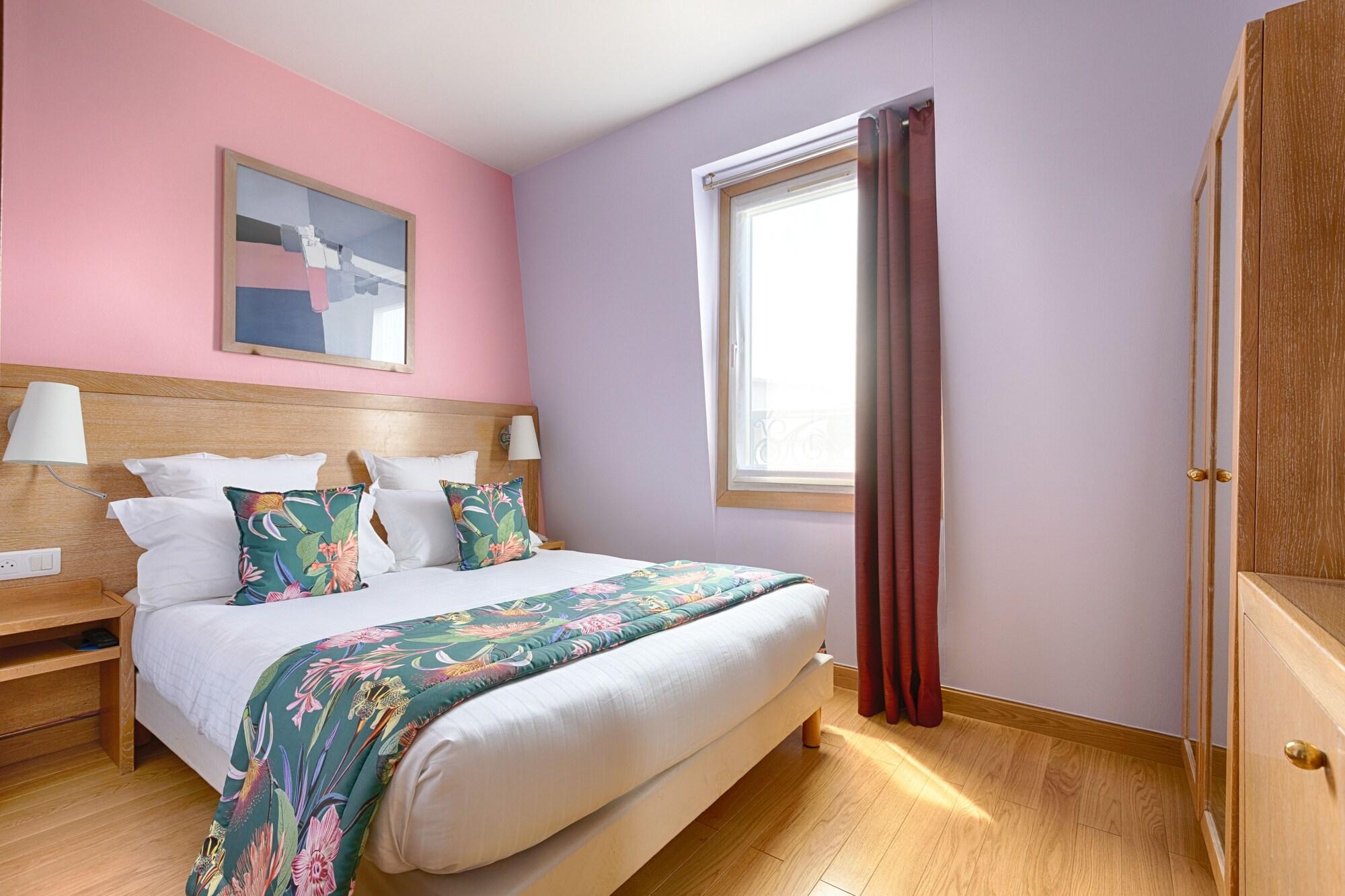 Varios Grand Hotel Dore