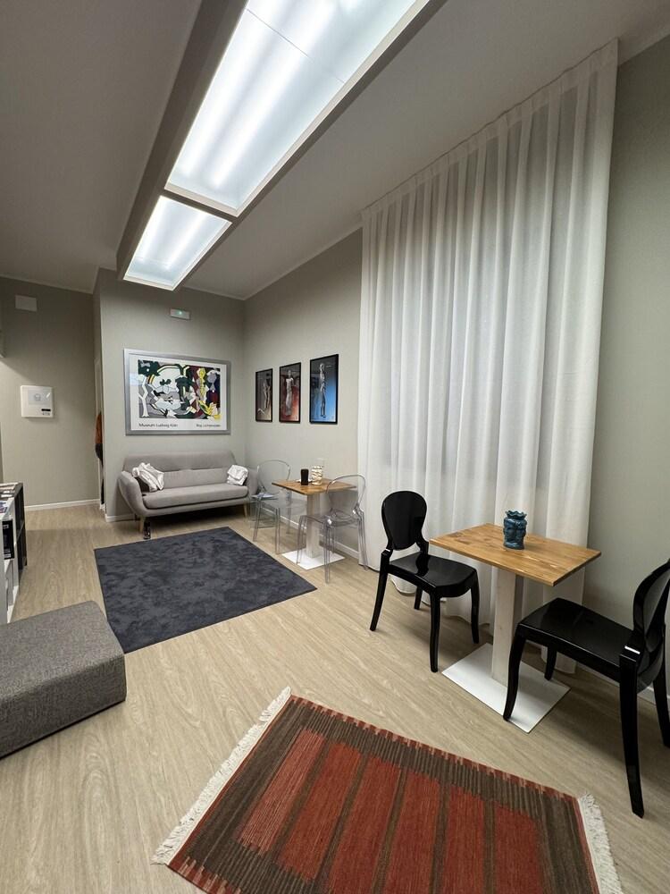 Vista Lobby Turums B&B