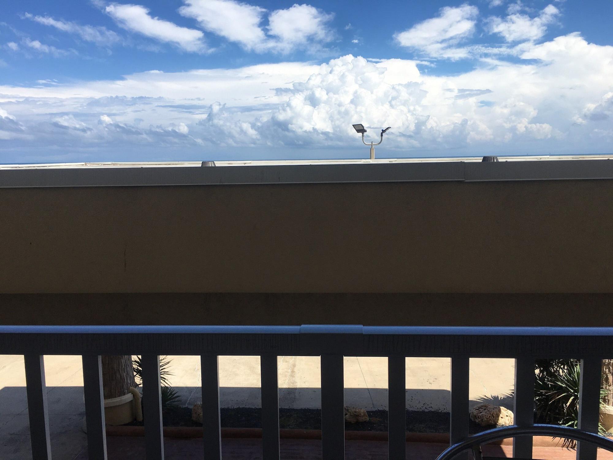 Playa Best Western Plus Galveston Suites