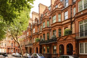 Alojamiento - 3 Sloane Gardens by UnderTheDoormat