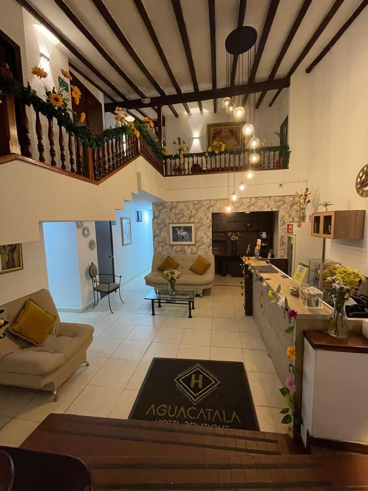 Varios Aguacatala Hotel Boutique