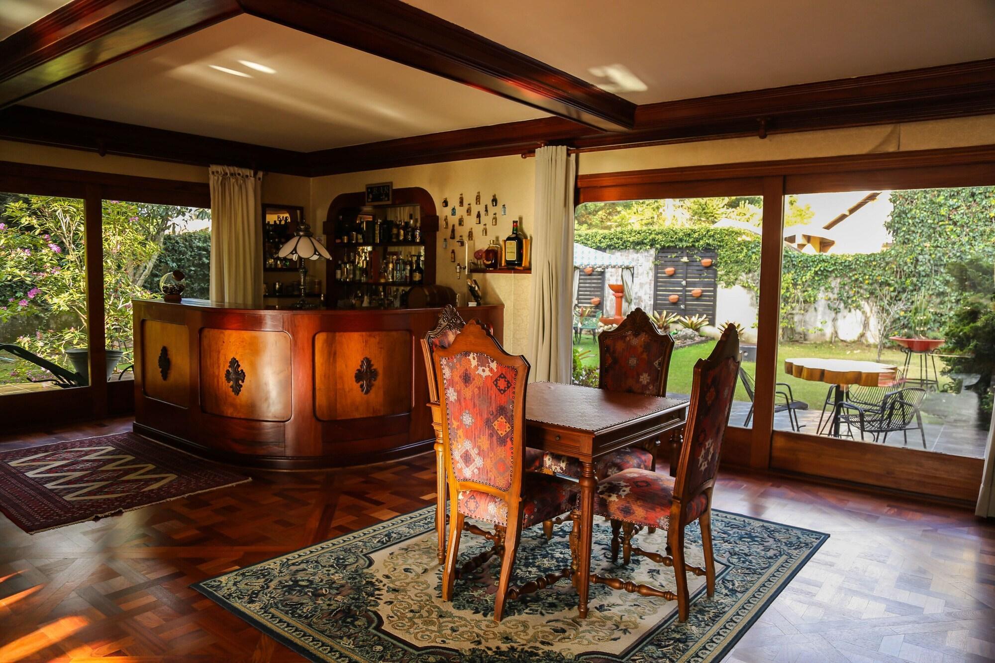Bar/Salón Pousada Cedro do Líbano