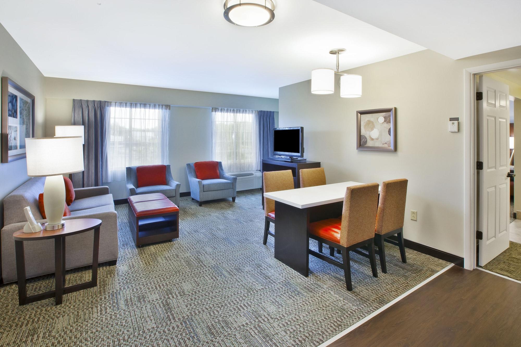 Habitación Staybridge Suites Cleveland Mayfield Heights Beachwood by IHG