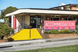 Alojamiento - Nightcap at Hume Hotel