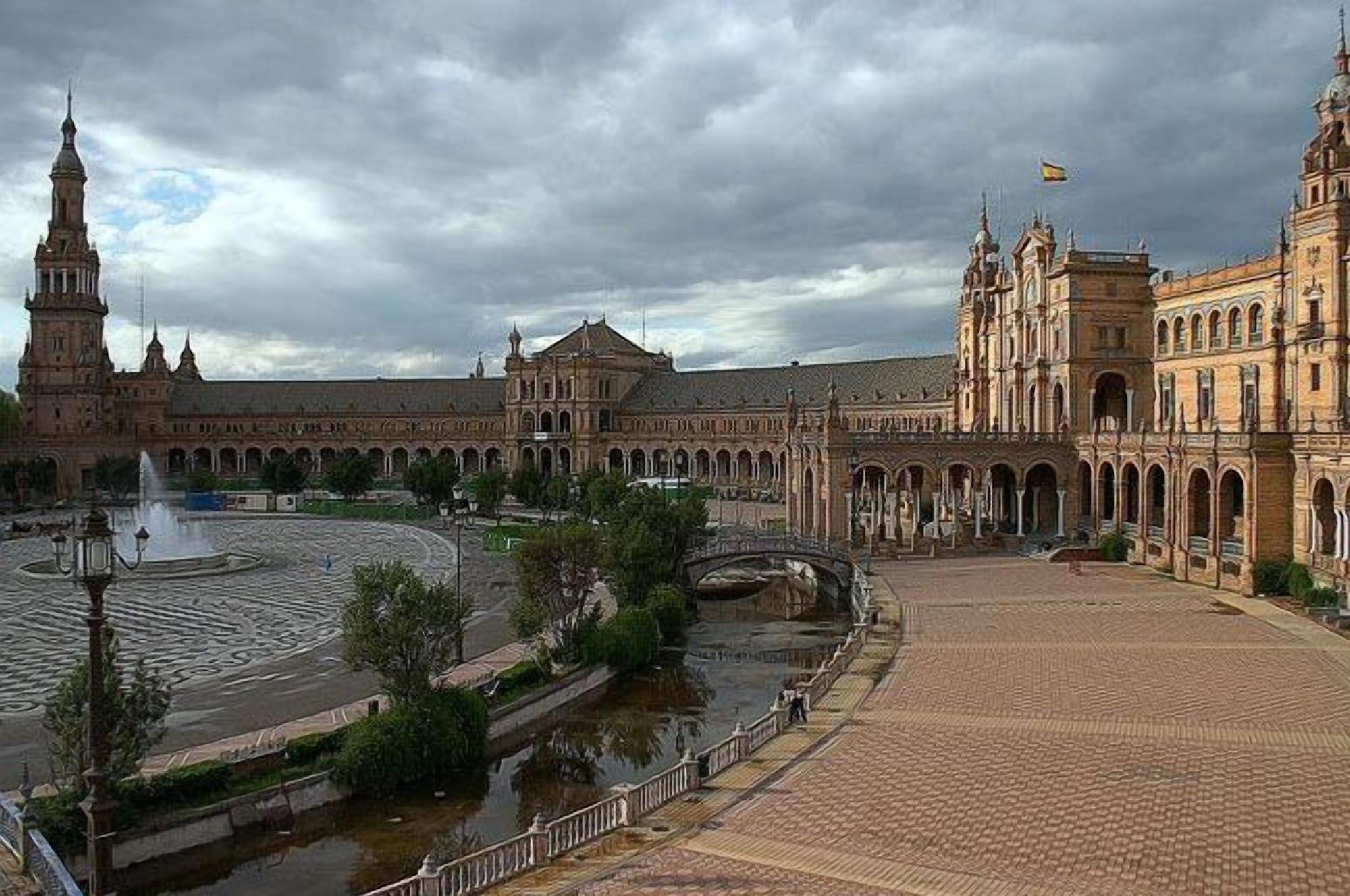 Vista Exterior Hotel Lince