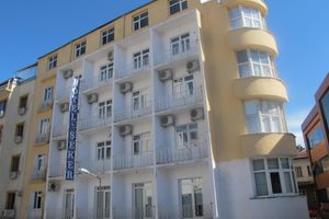 Alojamiento - Hotel Seker