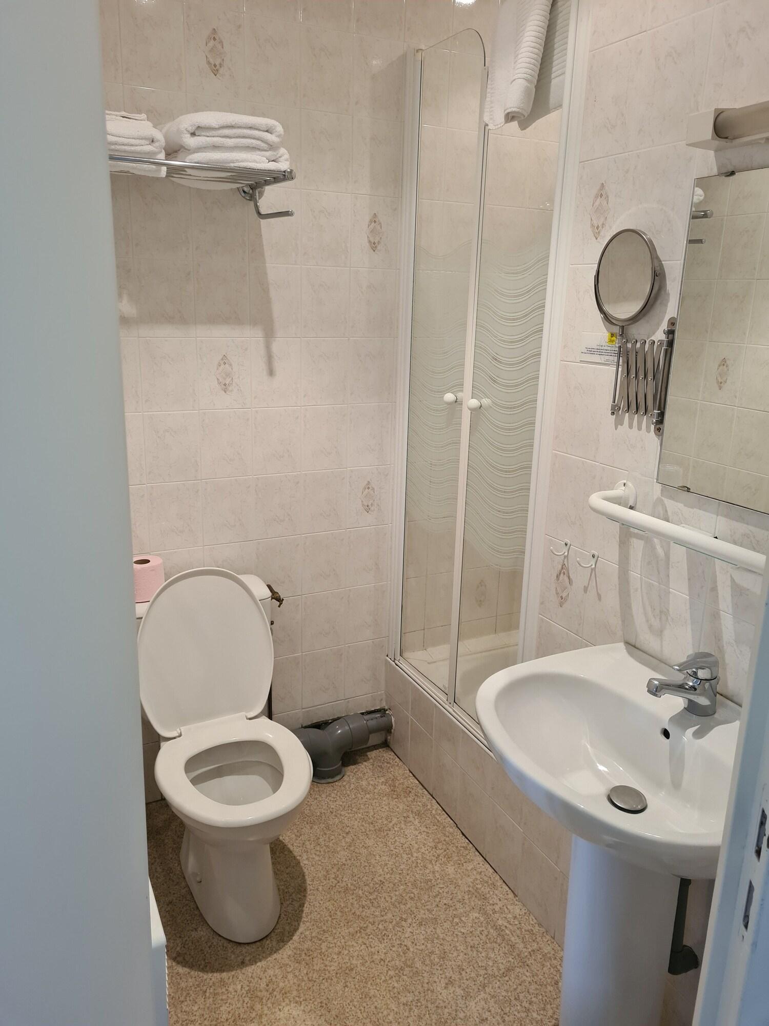 Equipamiento de Habitación Auberge st Julien aux bois