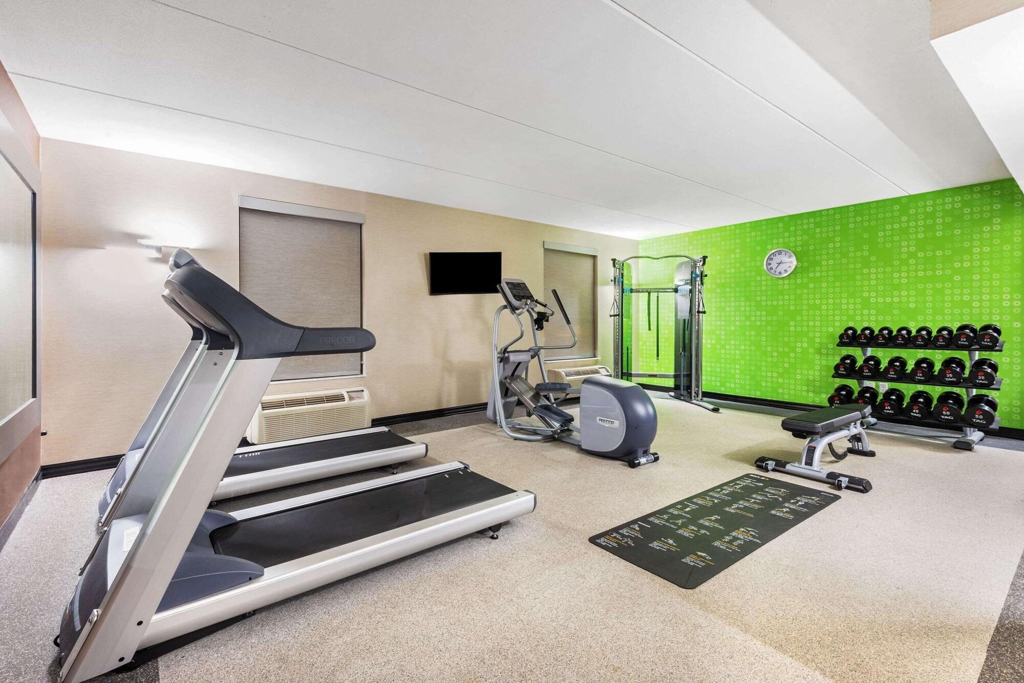 Gimnasio La Quinta Inn & Suites by Wyndham Jamestown