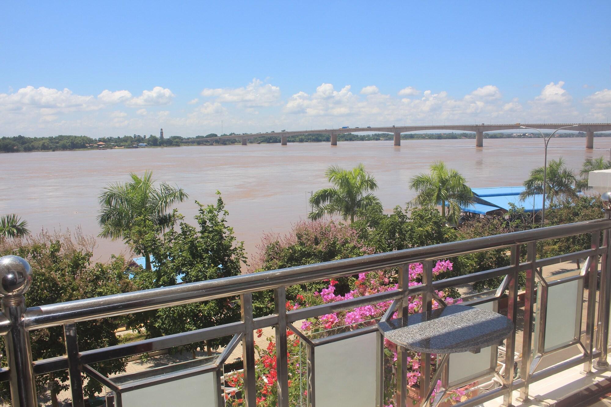Varios Monorom 2 VIP Hotel