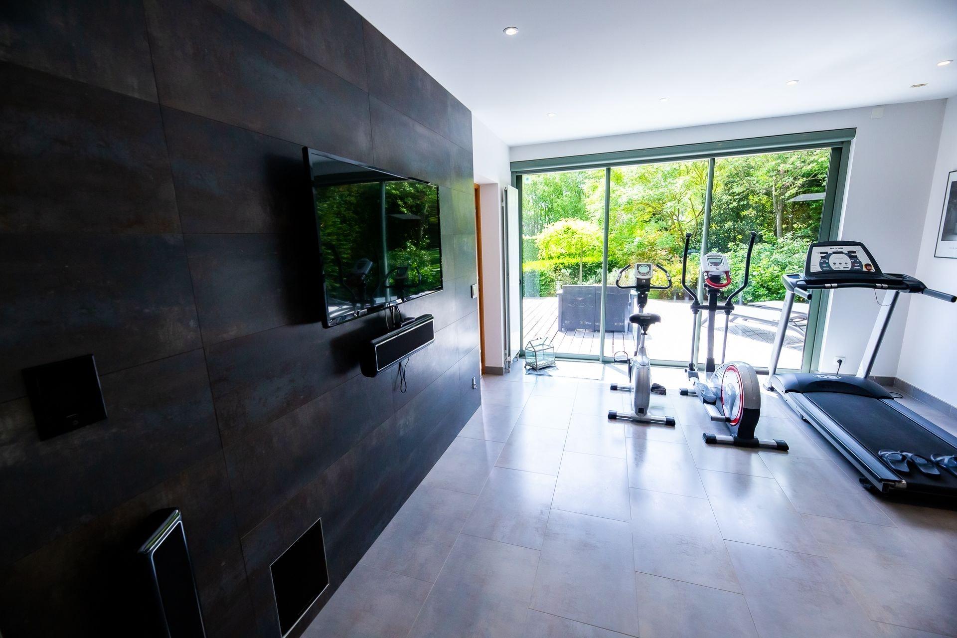Gimnasio Chambres d'Hôtes La Ferme de L'Oudon & Spa