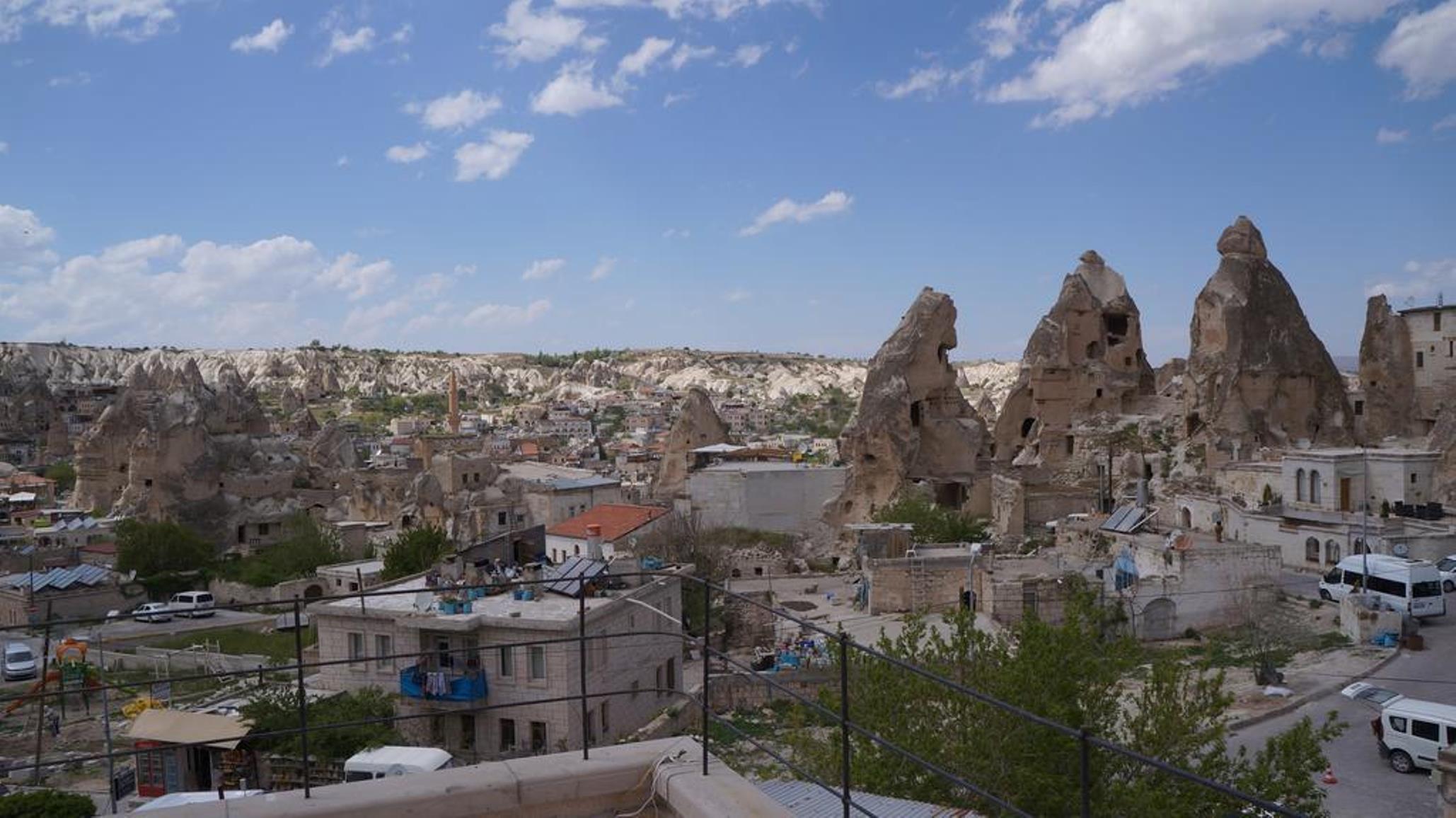 Varios The Owl Cave Hotel