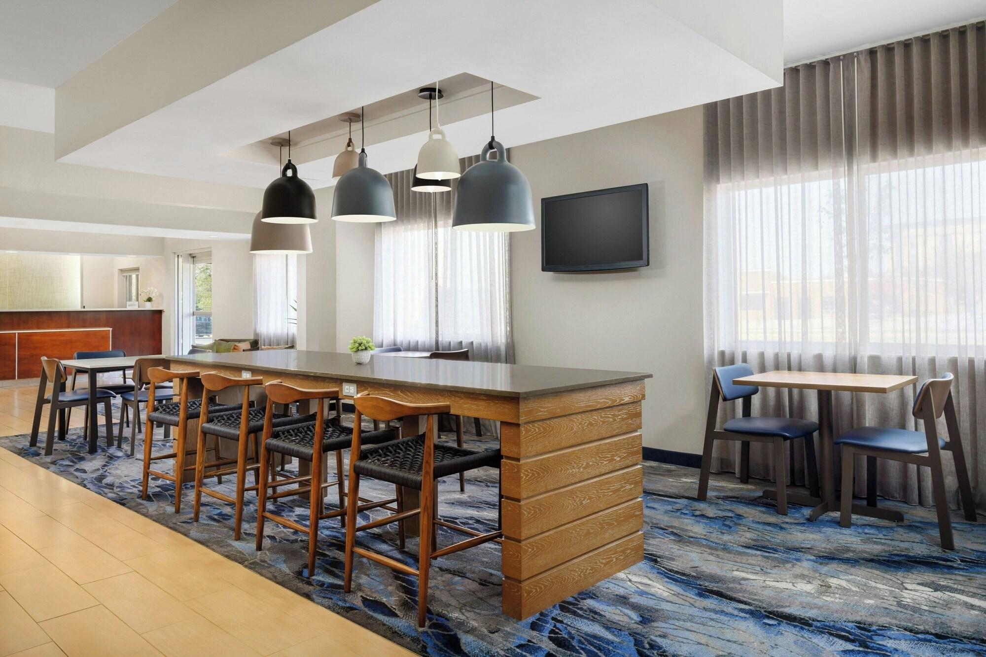 Restaurant Fairfield Inn by Marriott Philadelphia Airport