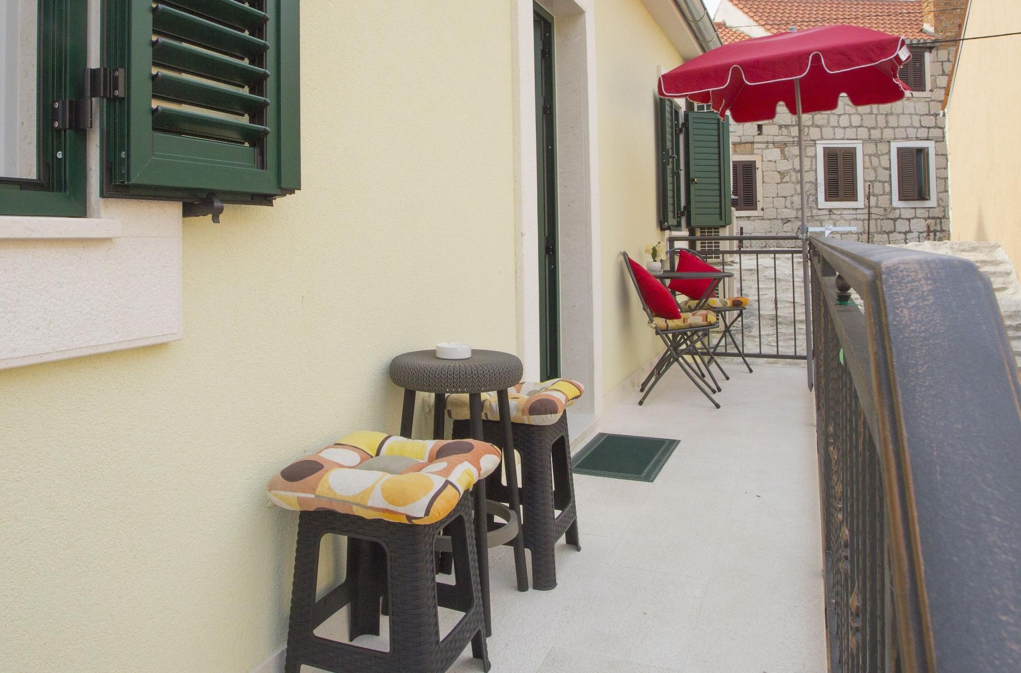 Comodidades del Alojamiento Central Old Town Rooms