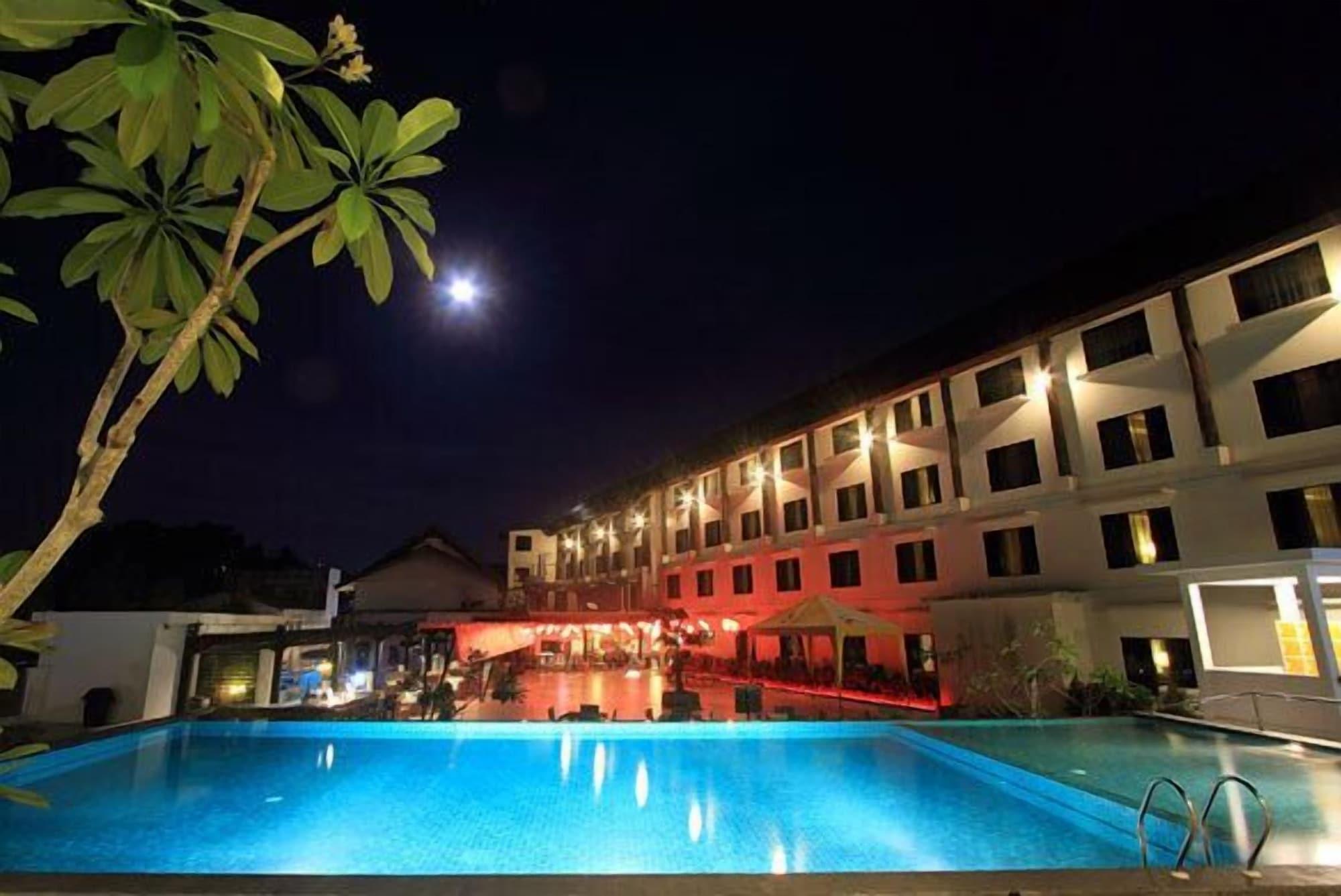 Vista Piscina Horison Sagita Balikpapan