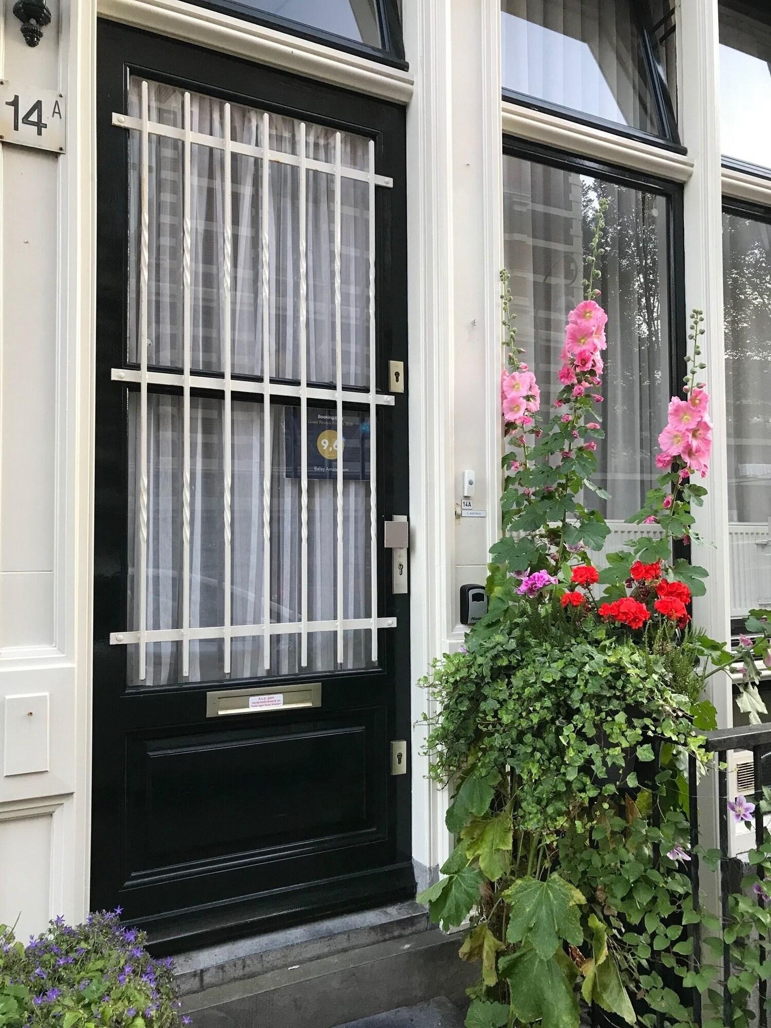Vista Exterior Balay Amsterdam