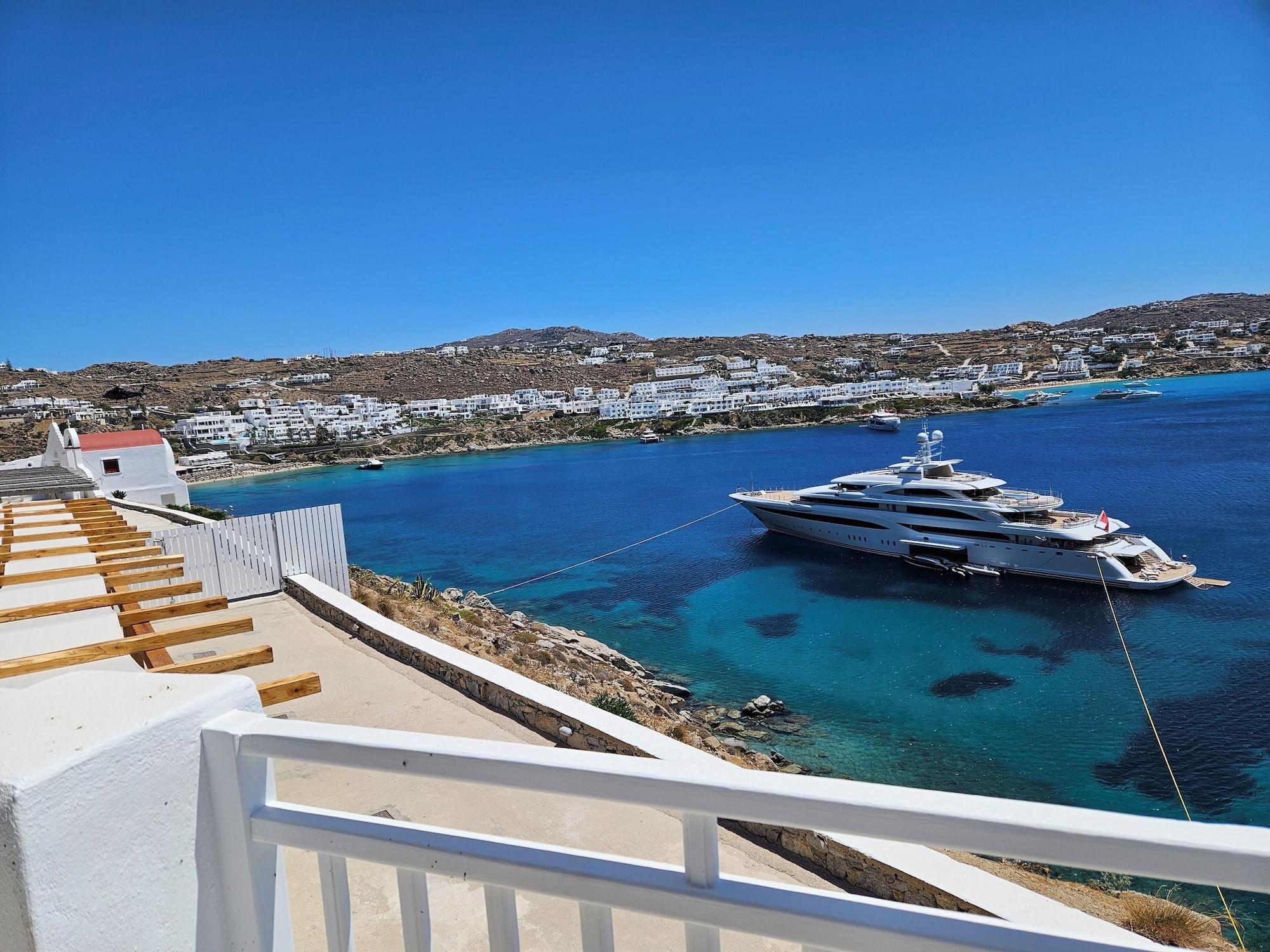 Varios Mykonos Azure