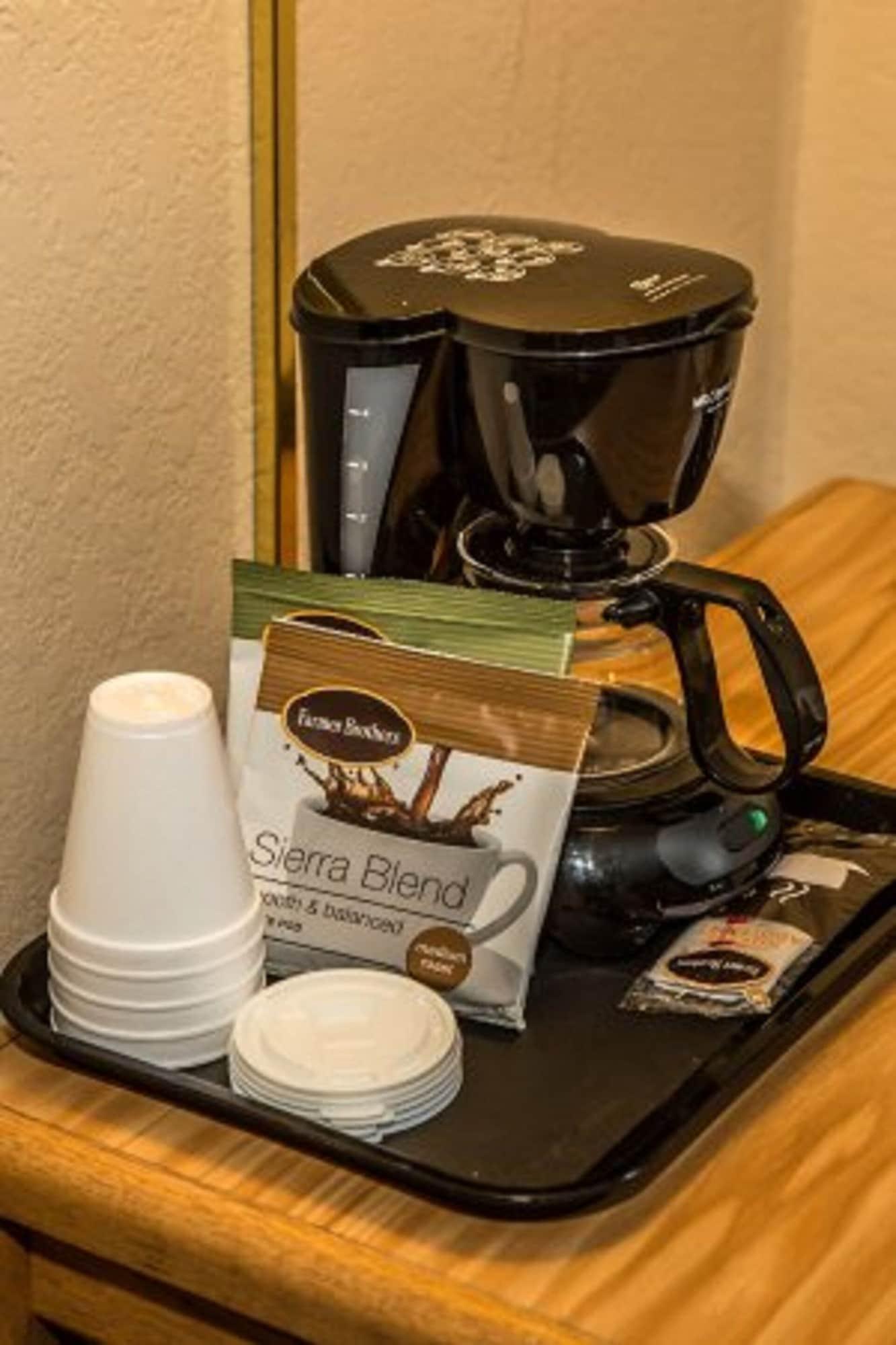 Restaurant Americas Best Inn - Eureka