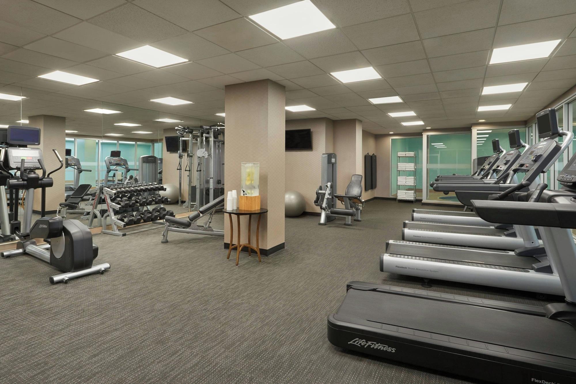 Gimnasio Courtyard by Marriott Downtown Toronto