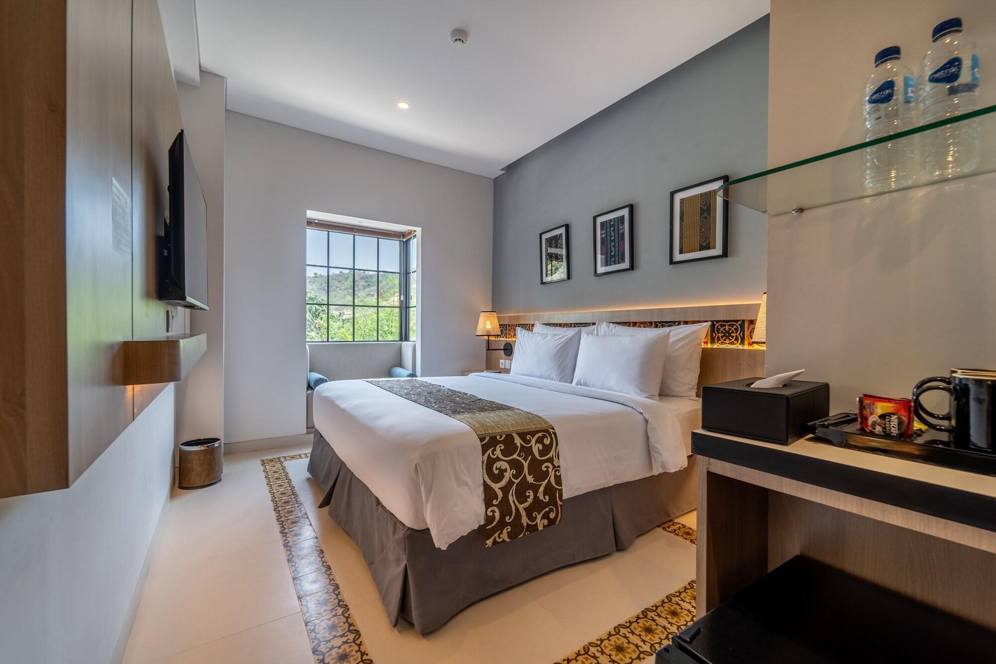 Varios MONTANA OCEANSIDE MANDALIKA