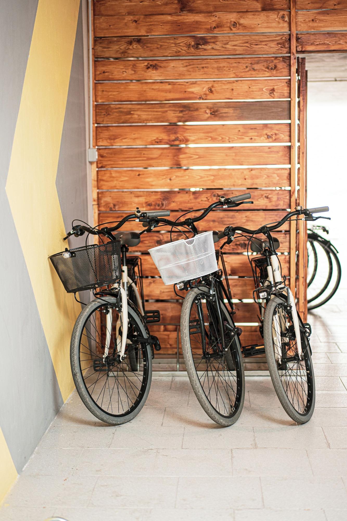 Varios Bed and Bike Verona