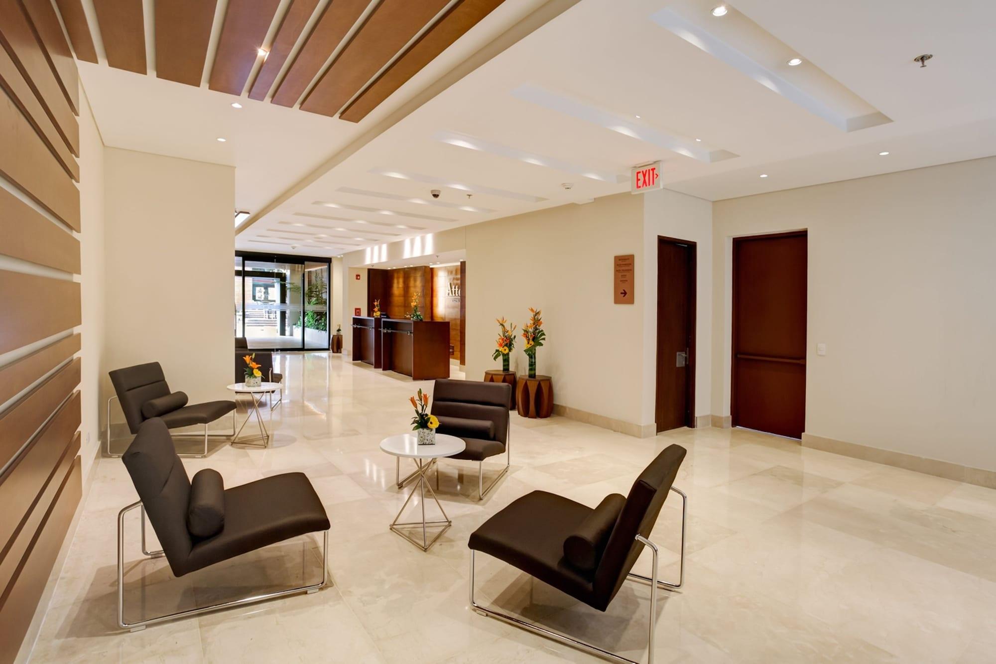 Vista Lobby Mercure Bogotá Calle 100