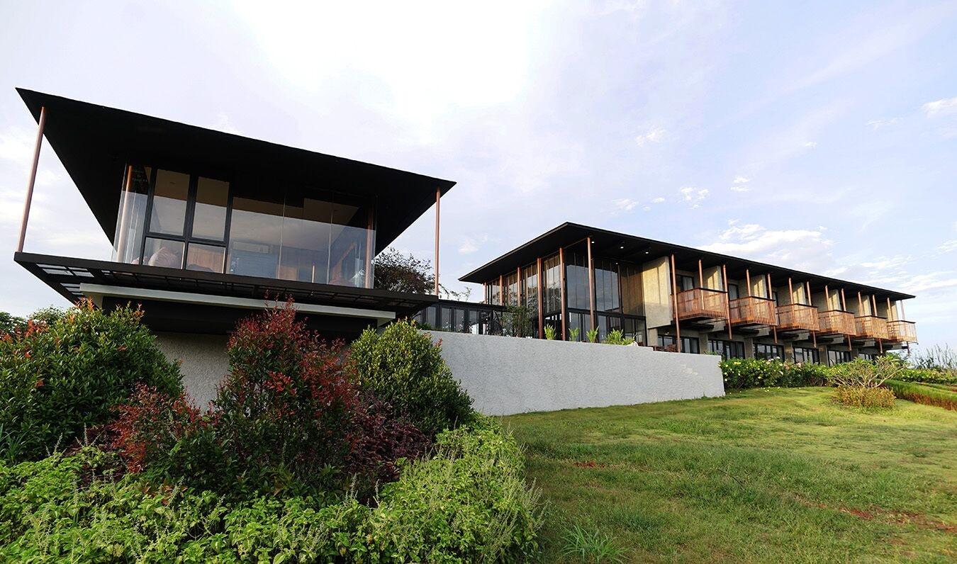 Varios Hug Jang Loei Garden