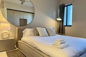 Renta Vacacional - New build - 1bd - Gated - Pool Beach and Gym access - Quiet Area