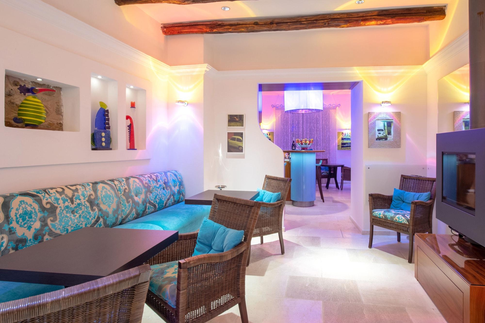 Bar/Salón Piccolo Grand Hotel