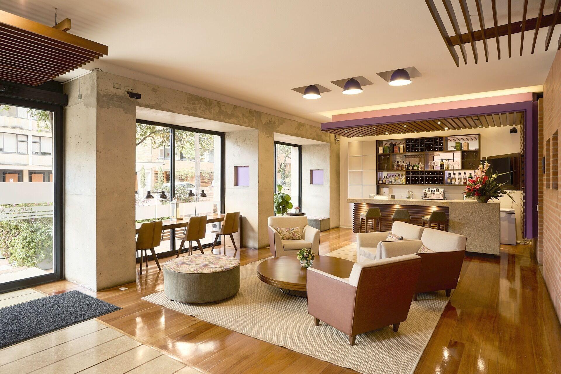 Vista Lobby Mercure bh Retiro