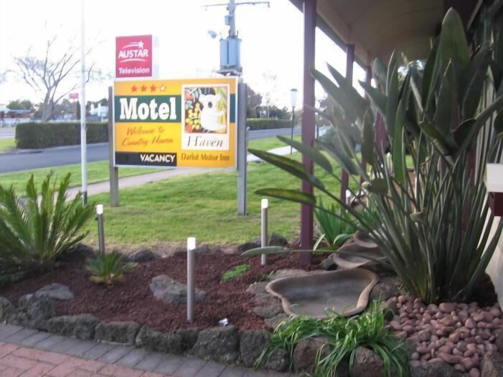 Varios Darlot Motor Inn