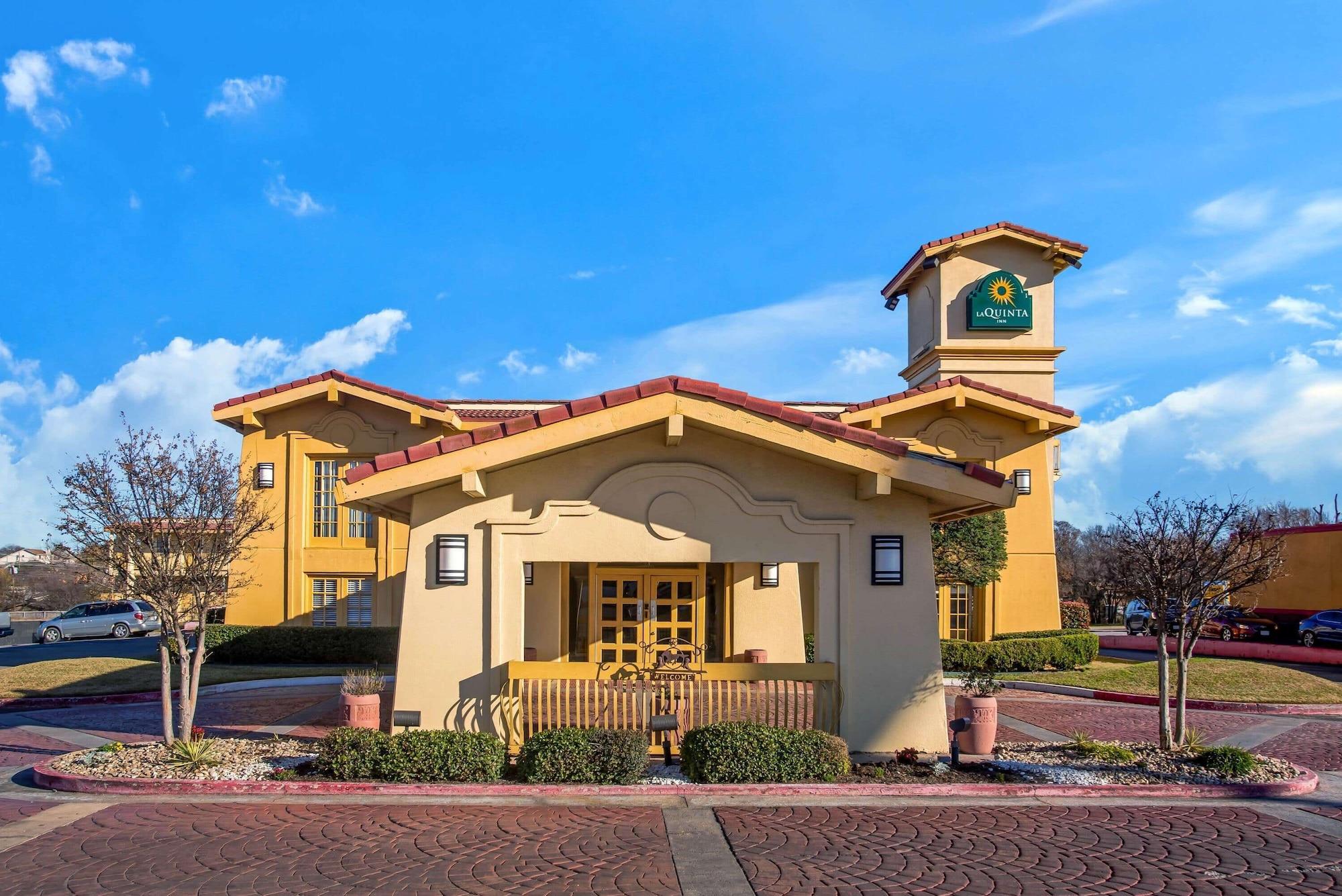 Vista Exterior La Quinta Inn by Wyndham Killeen - Fort Hood