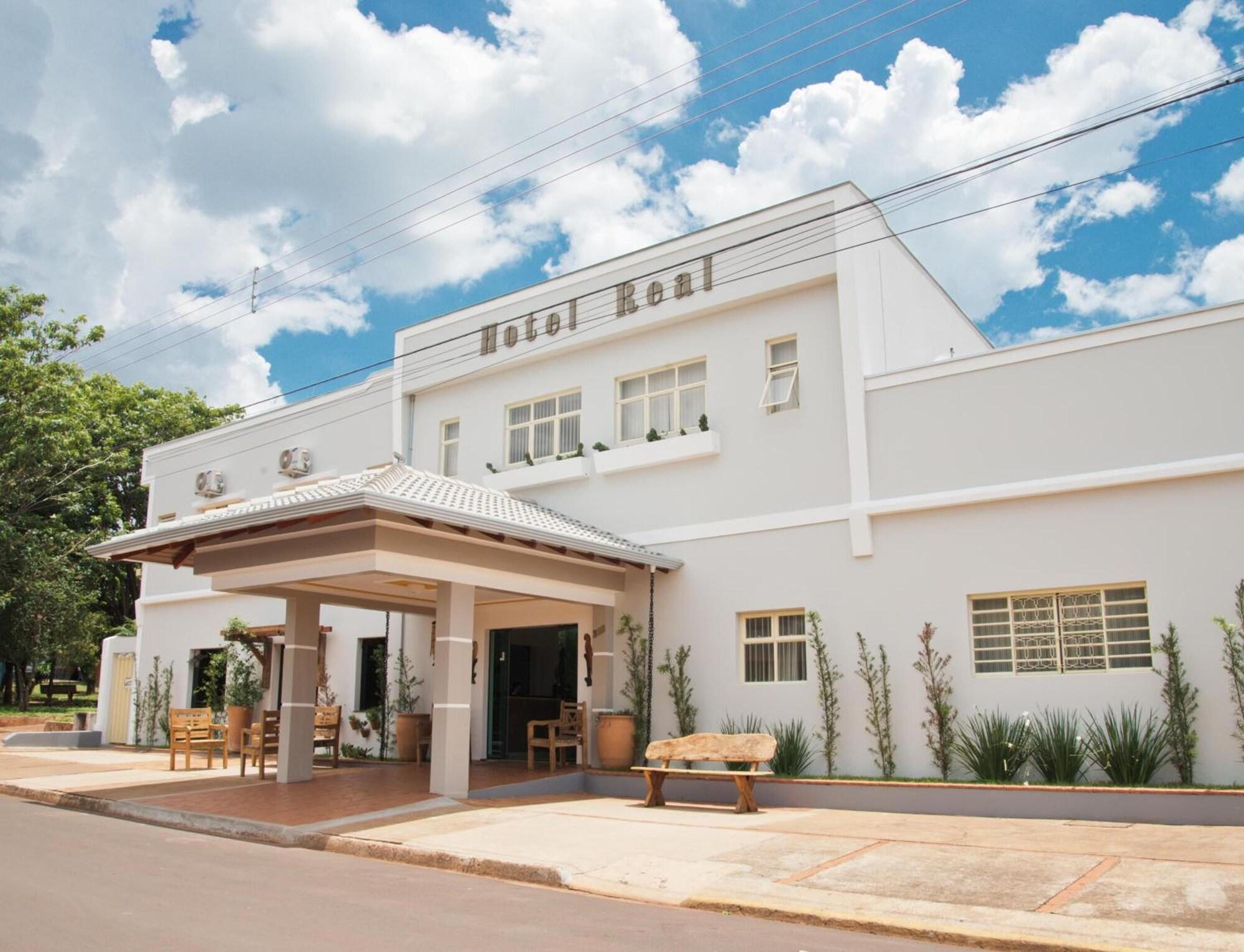 Vista Exterior Hotel Real