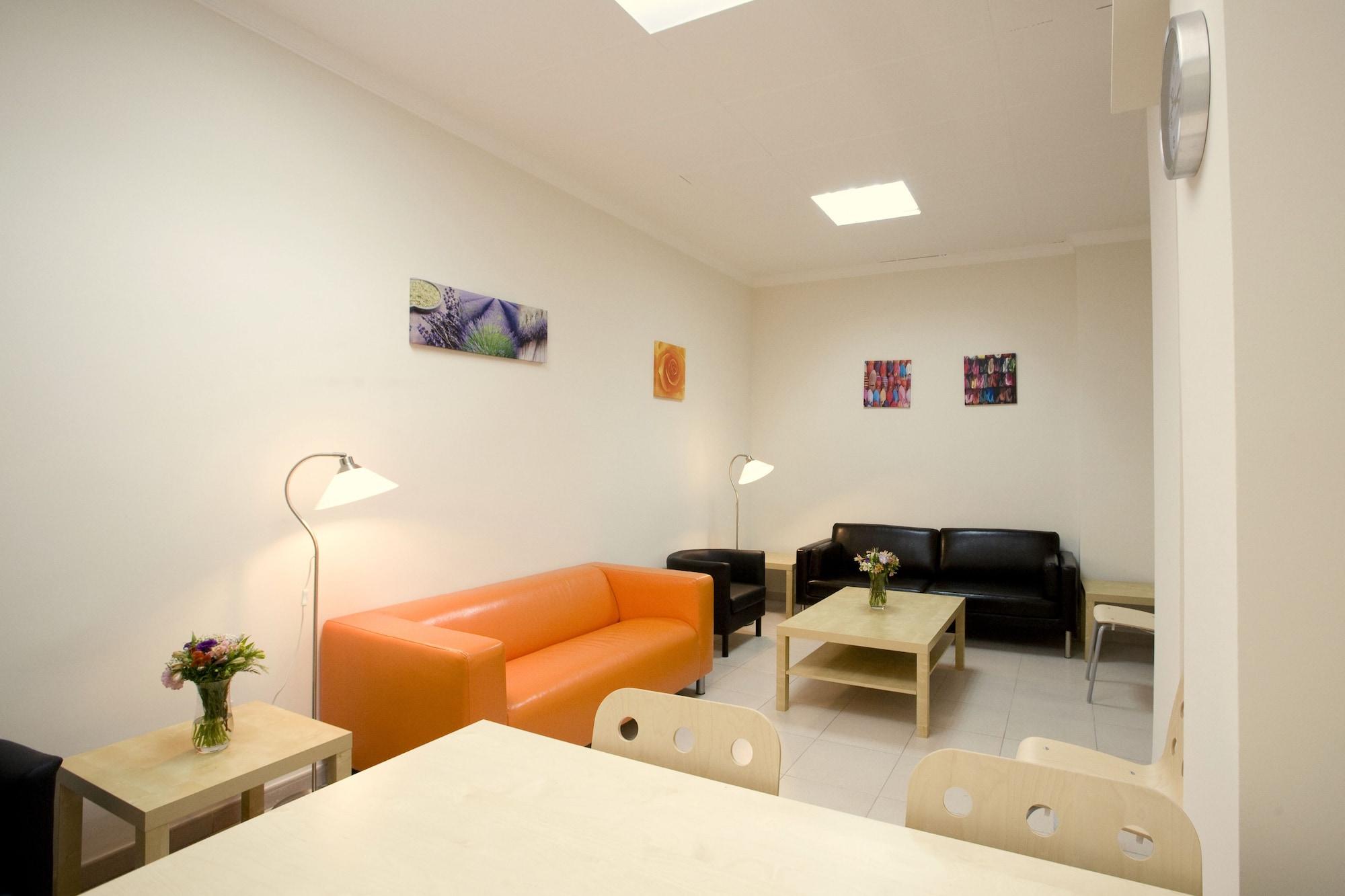 Vista Lobby Hostal La Lonja