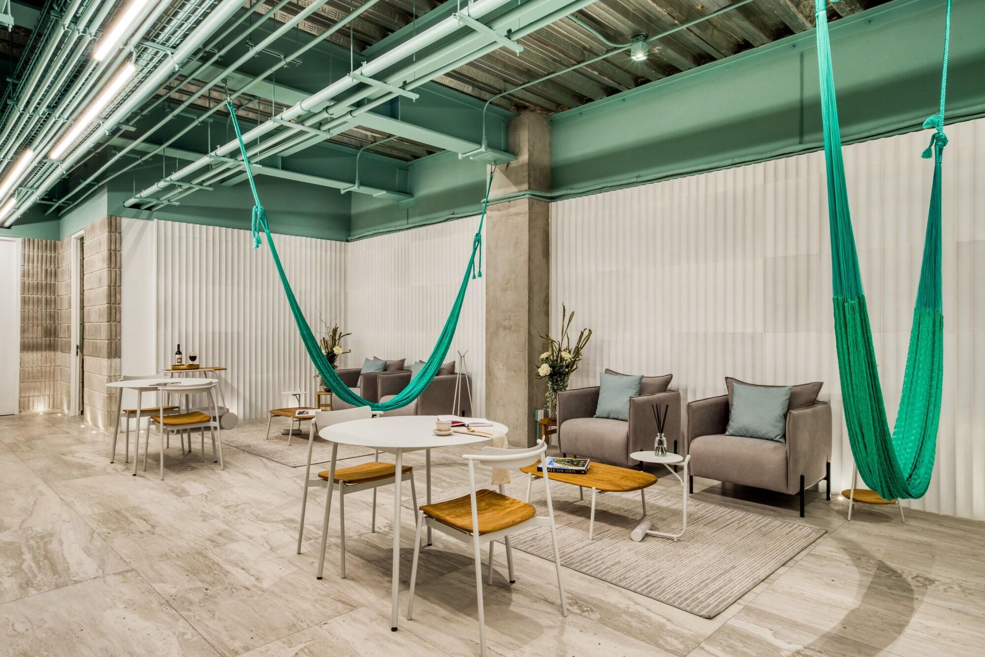 Bar/Salón UTOPIC Polanco by ULIV