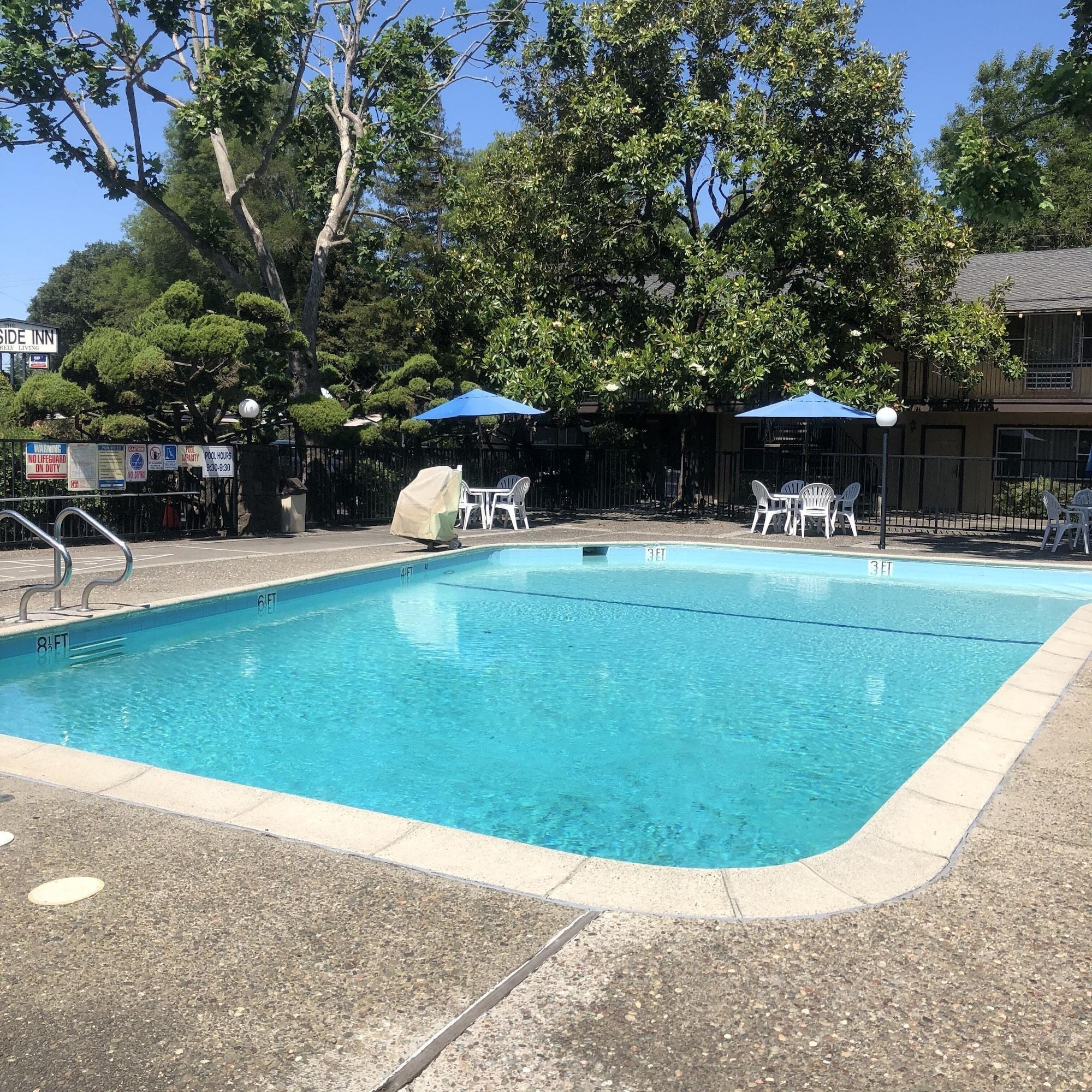 Instalaciones Recreativas Hillside Inn